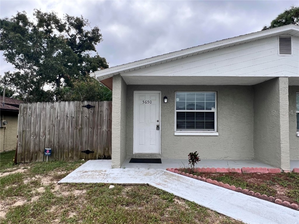 5650 Golden Nugget Drive Holiday FL 34690 W7880436 image1