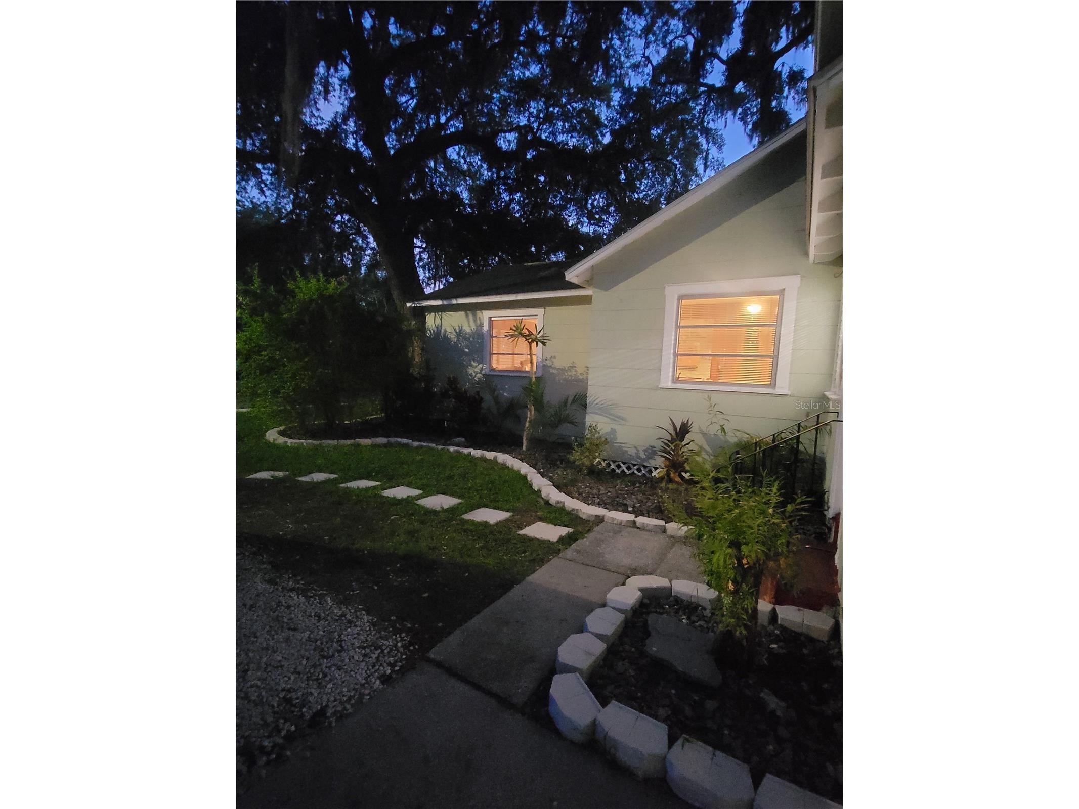 5651 Orange Grove Avenue New Port Richey FL 34652 W7886946 image4