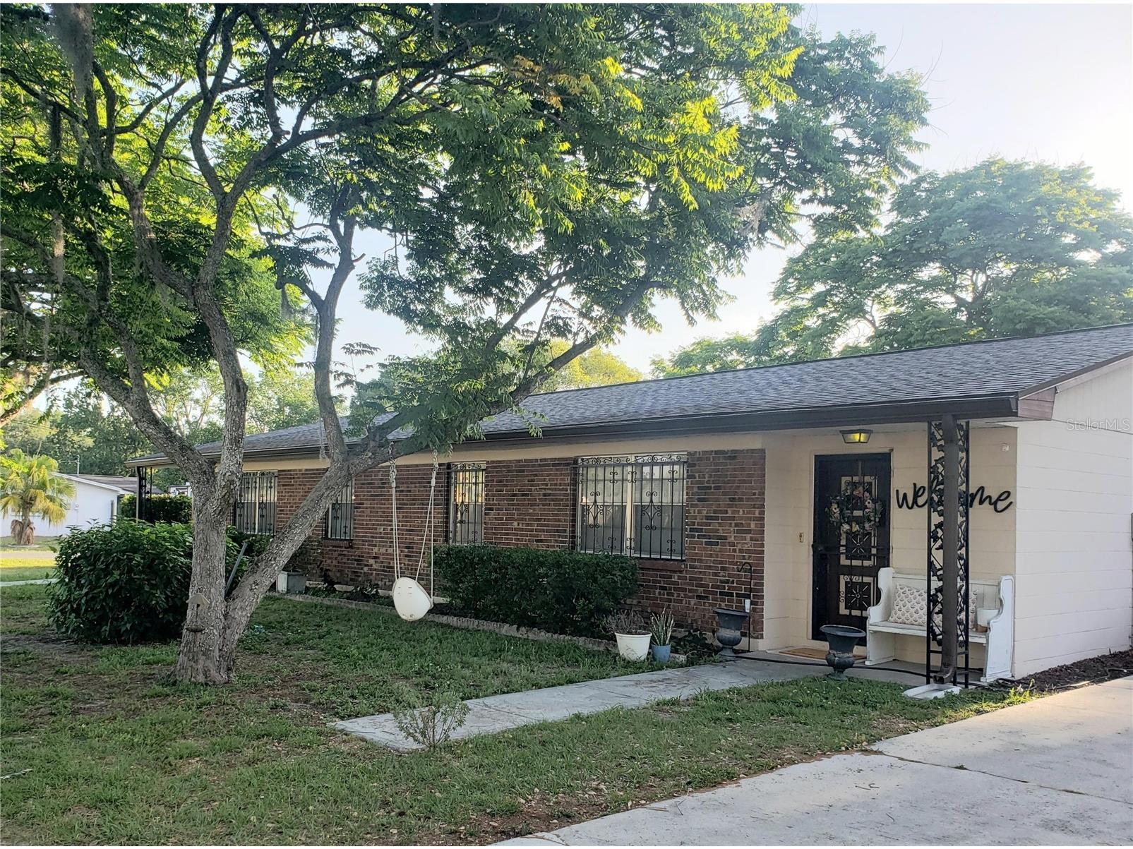 5652 18th Street Zephyrhills FL 33542 TB8482063 image2