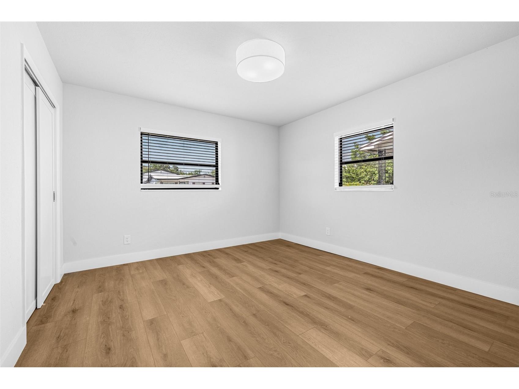5652 4th Avenue N Saint Petersburg FL 33710 TB8506134 image18
