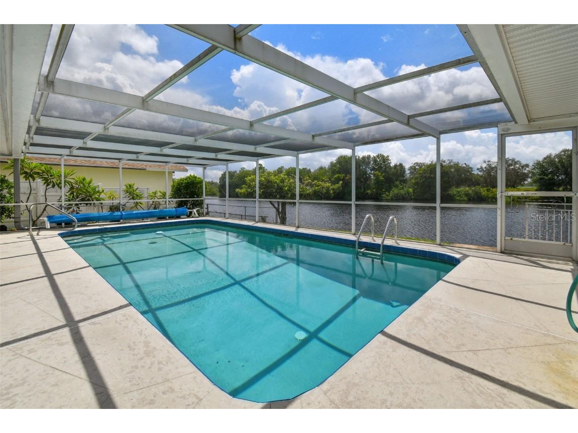 5652 Ivy Lane Holiday FL 34690 T3469825 image1