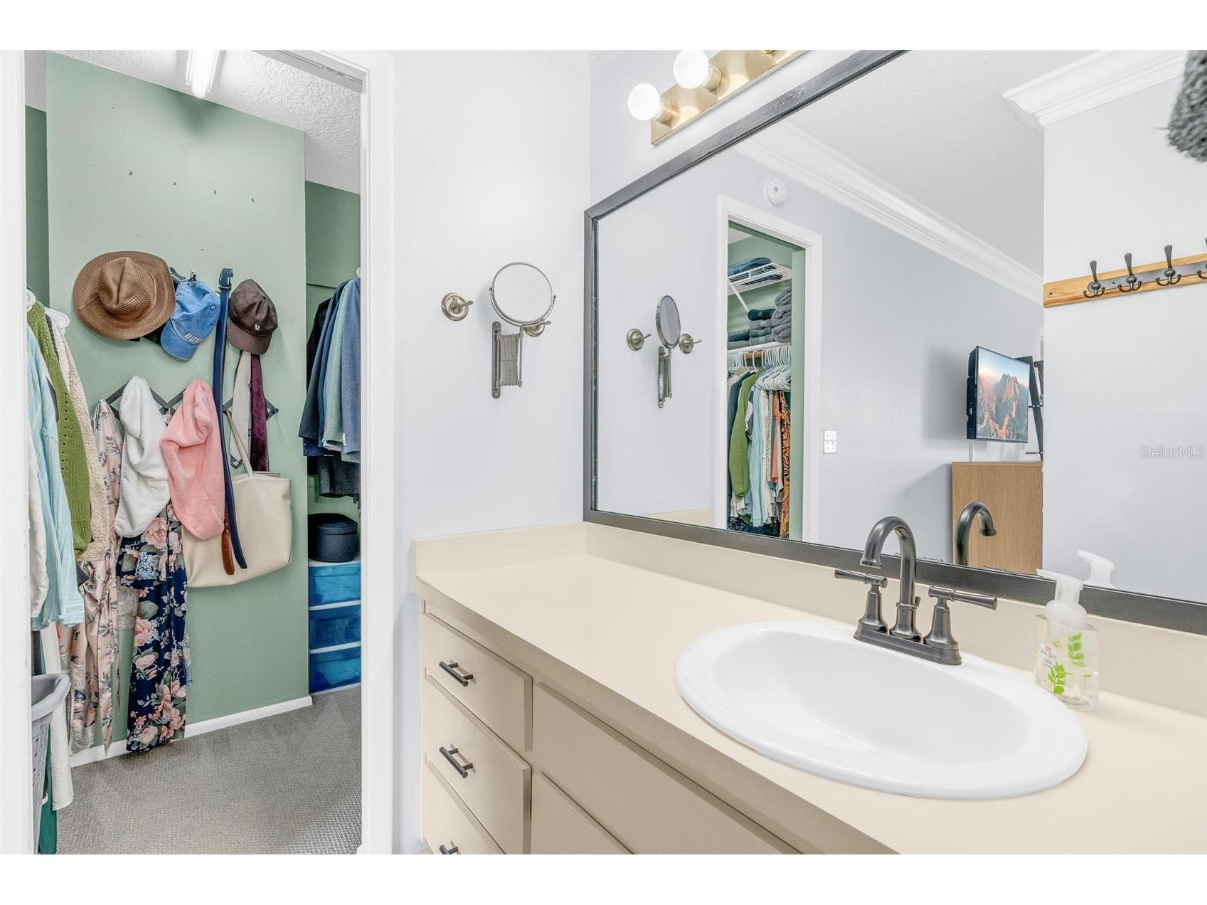 5653 Baybrook Avenue Orlando FL 32819 O6409414 image25