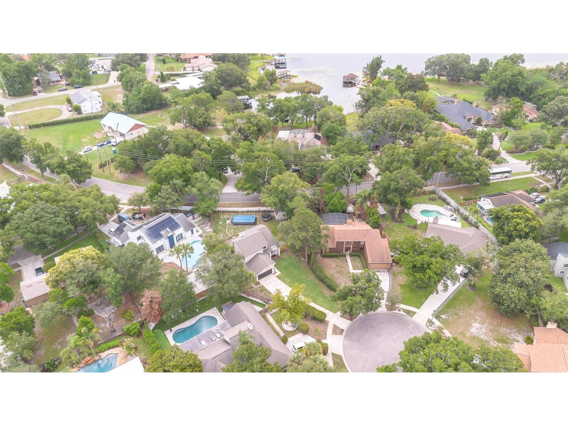 5653 Baybrook Avenue Orlando FL 32819 O6409414 image50