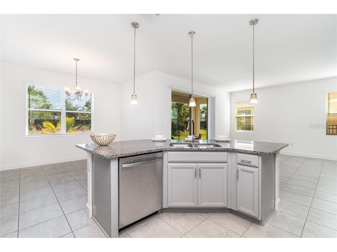 5653 Del Coronado Drive Apollo Beach FL 33572 TB8449171 image8