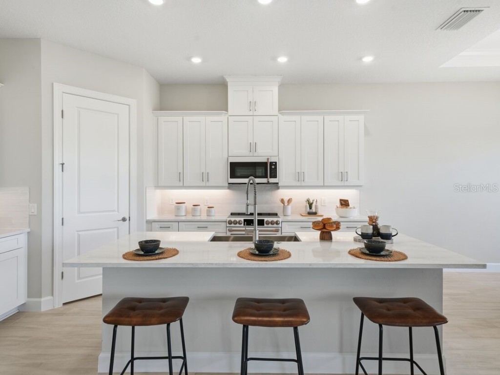 5653 Nevis Terrace Kissimmee FL 34758 TB8385298 image2