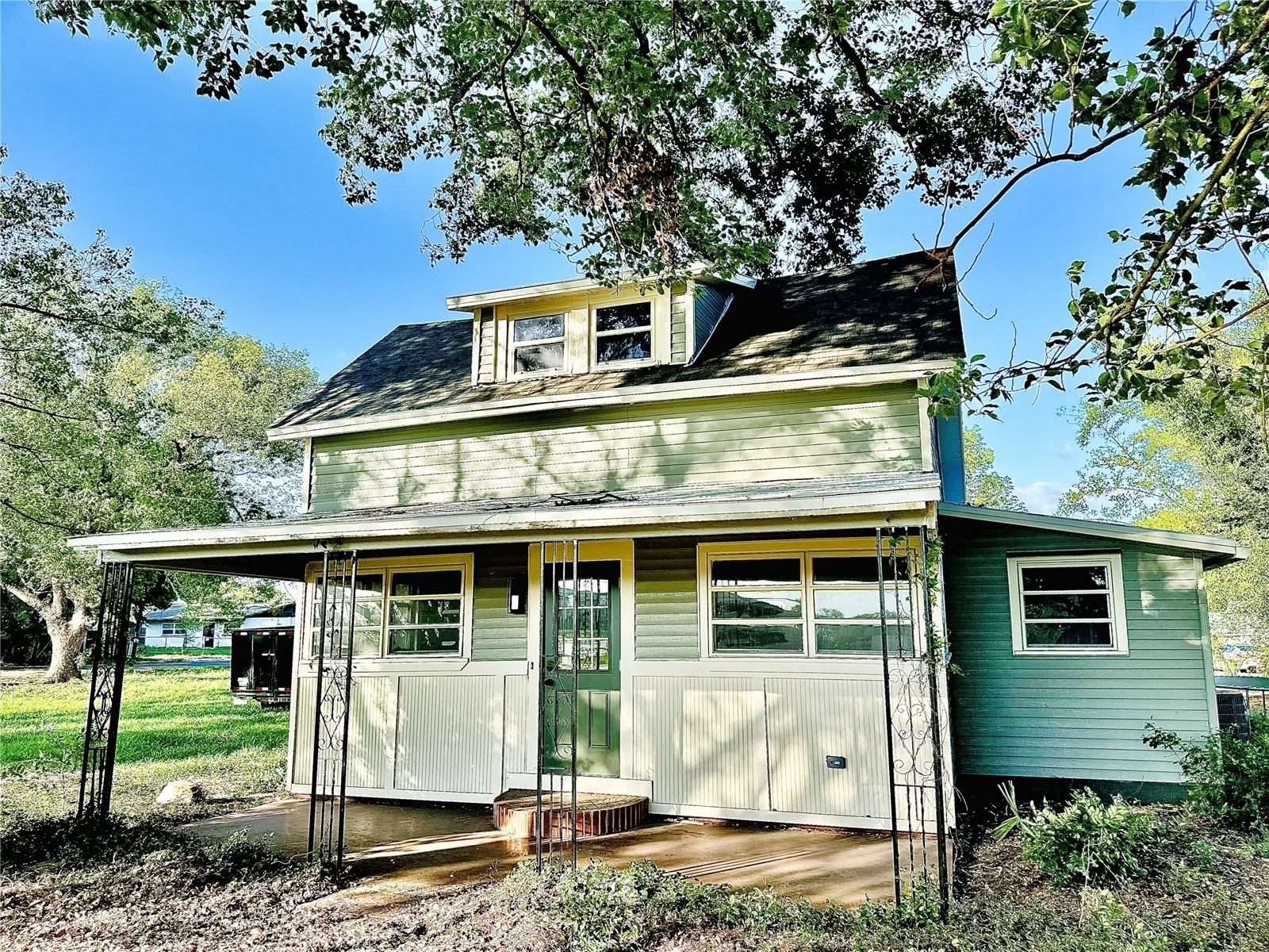5654 12th Street Zephyrhills FL 33542 TB8508798 image1