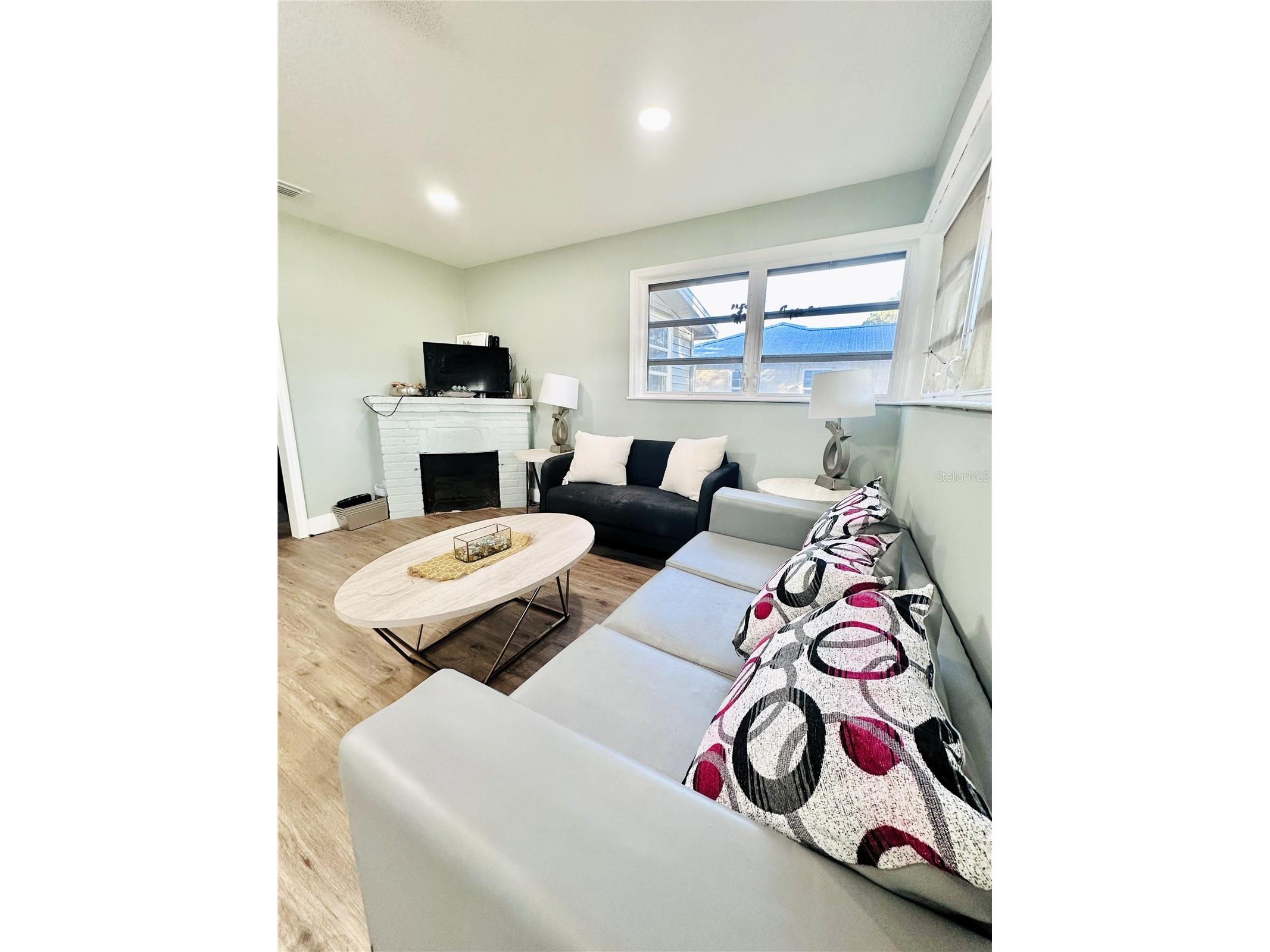 5654 12th Street Zephyrhills FL 33542 TB8508798 image9
