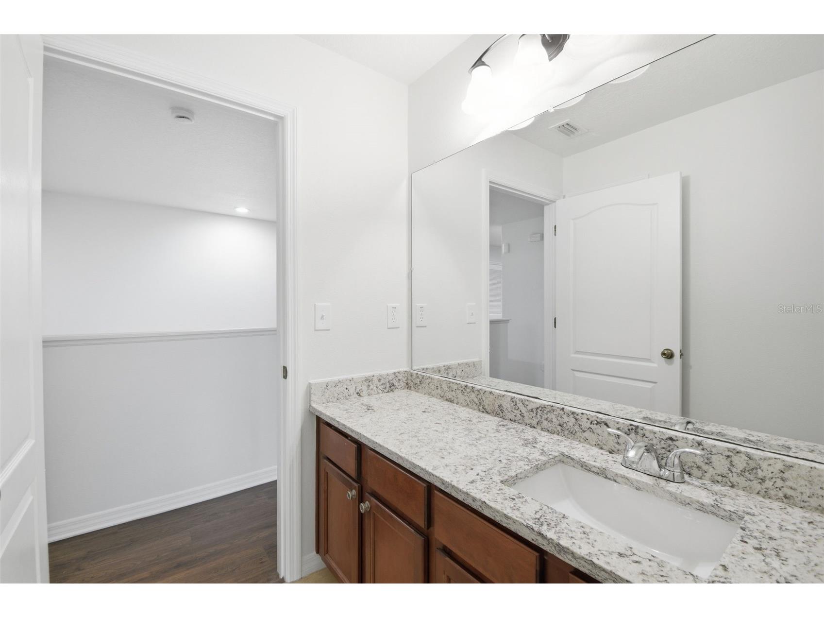 5654 Aaron Court Sarasota FL 34232 O6412415 image53