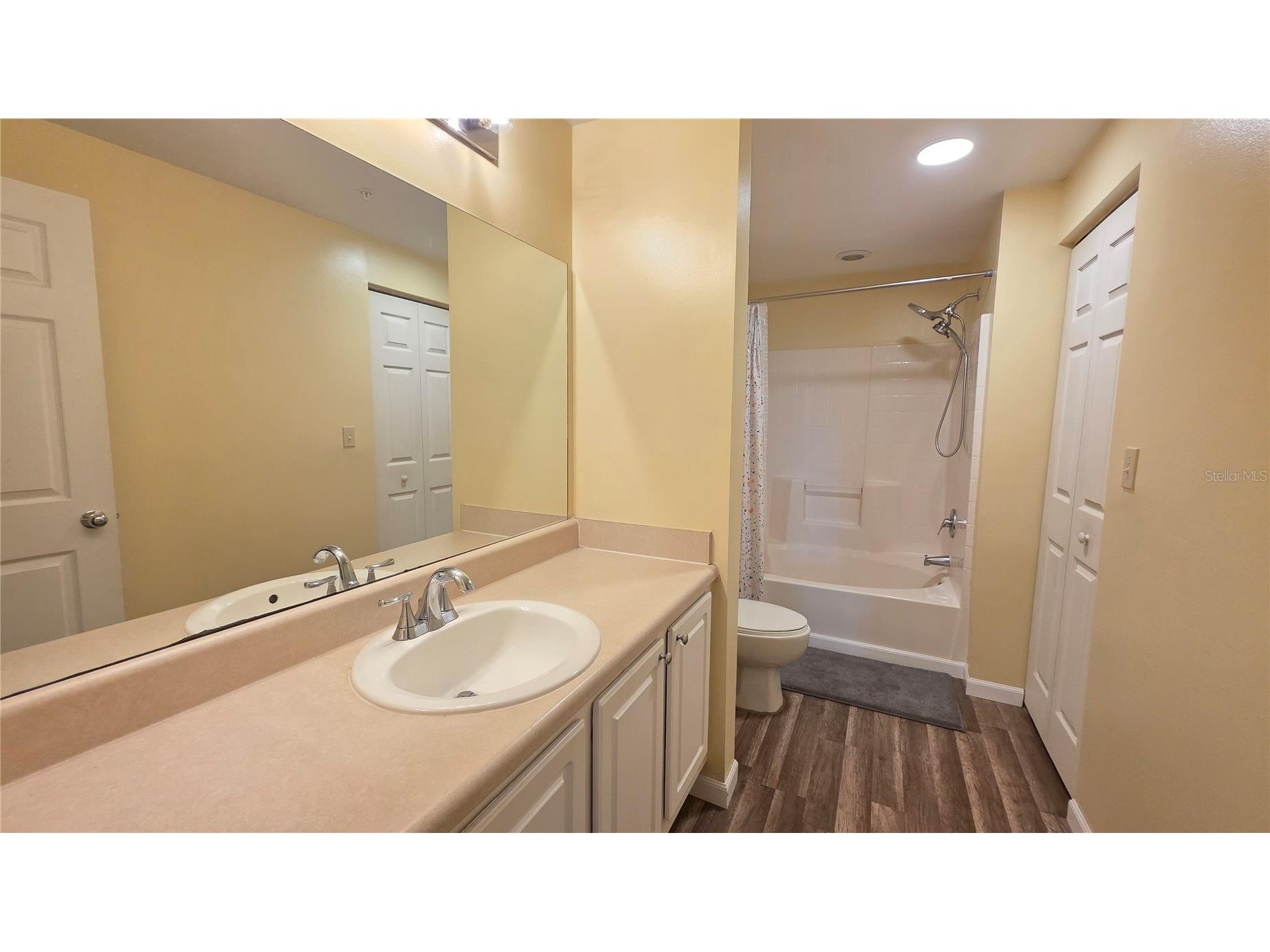 5655 Bentgrass Drive #303 Sarasota FL 34235 A4680553 image14