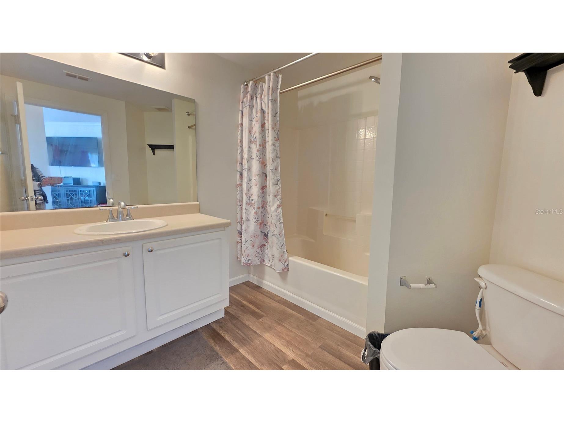 5655 Bentgrass Drive #303 Sarasota FL 34235 A4680553 image19