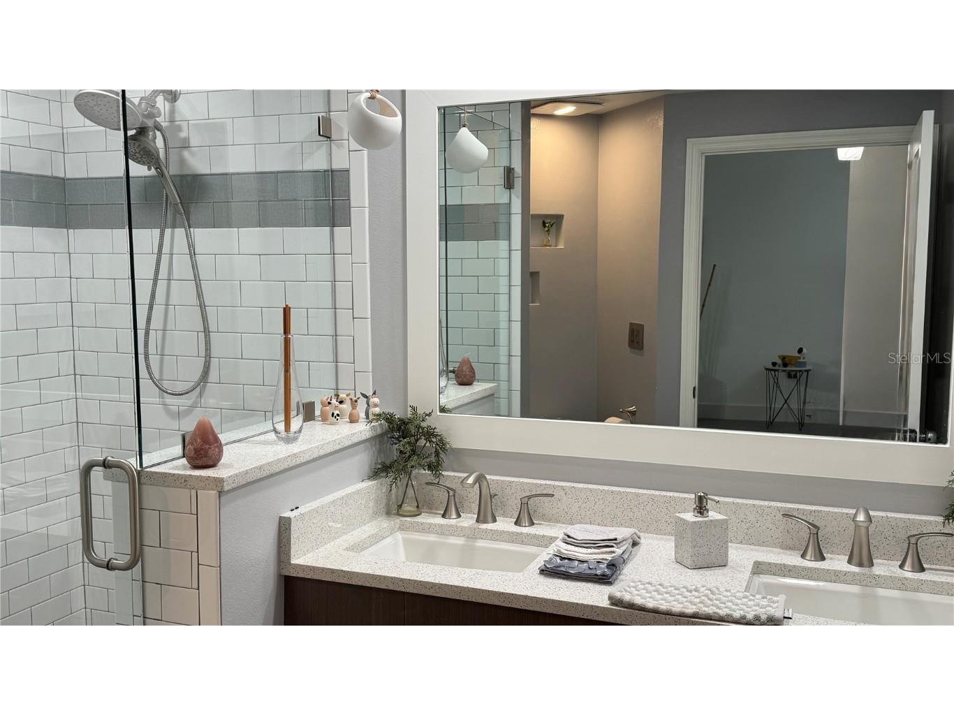 5655 Bentgrass Drive #9-108 Sarasota FL 34235 A4671856 image18