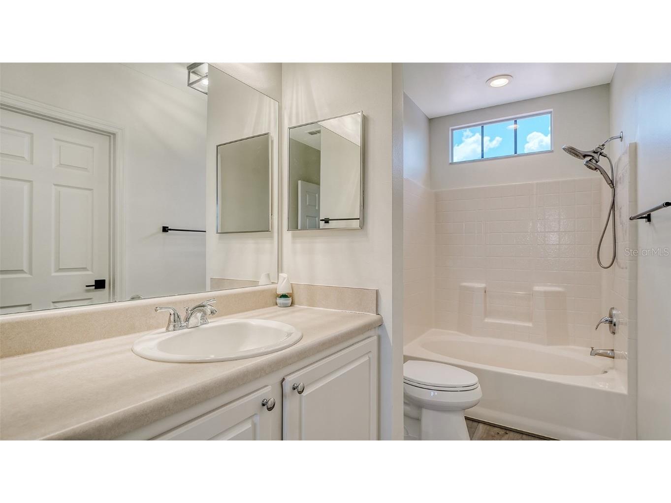 5655 Bentgrass Drive #9-114 Sarasota FL 34235 A4662097 image32