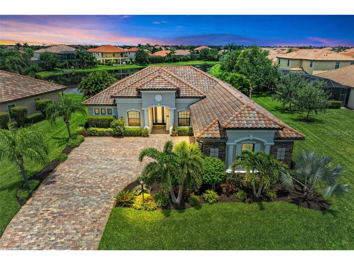 5655 Cloverleaf Run Lakewood Ranch FL 34211 A4658882 image1