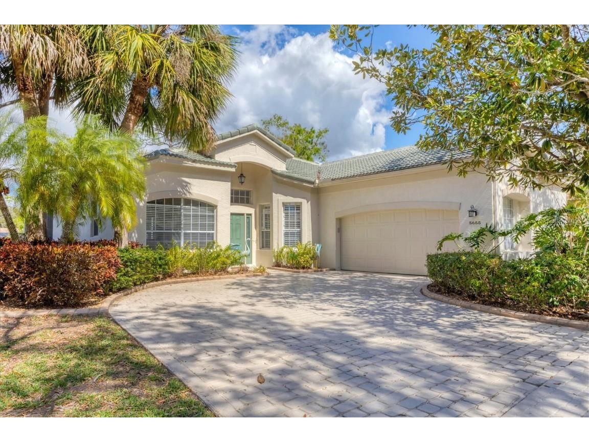 5655 Downham Meadows Sarasota FL 34235 A4642010 image1