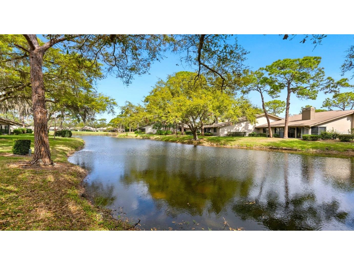 5655 Pipers Waite #27 Sarasota FL 34235 A4672391 image1