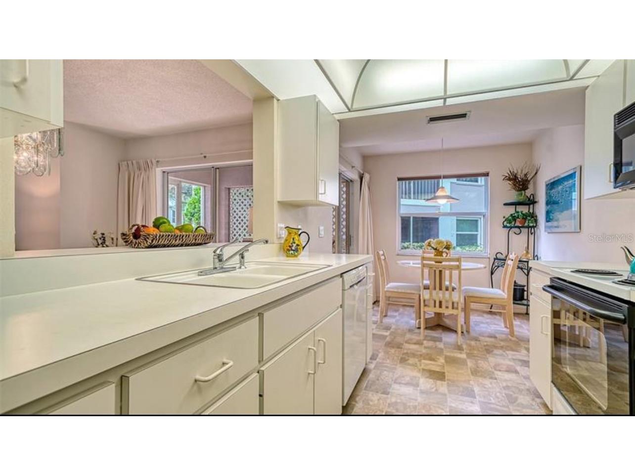 5655 Sheffield Greene Circle #61 Sarasota FL 34235 A4691256 image9