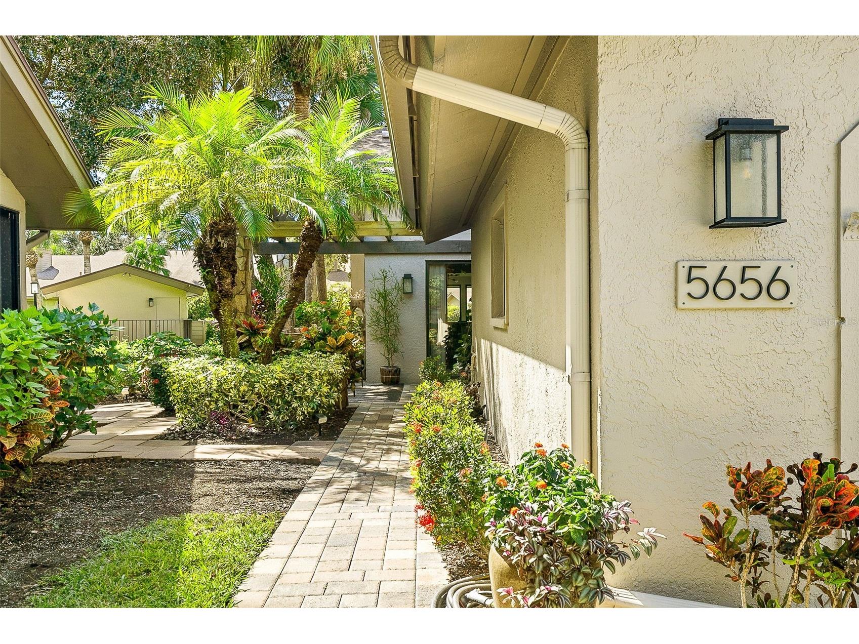 5656 Pipers Waite #34 Sarasota FL 34235 A4690221 image2