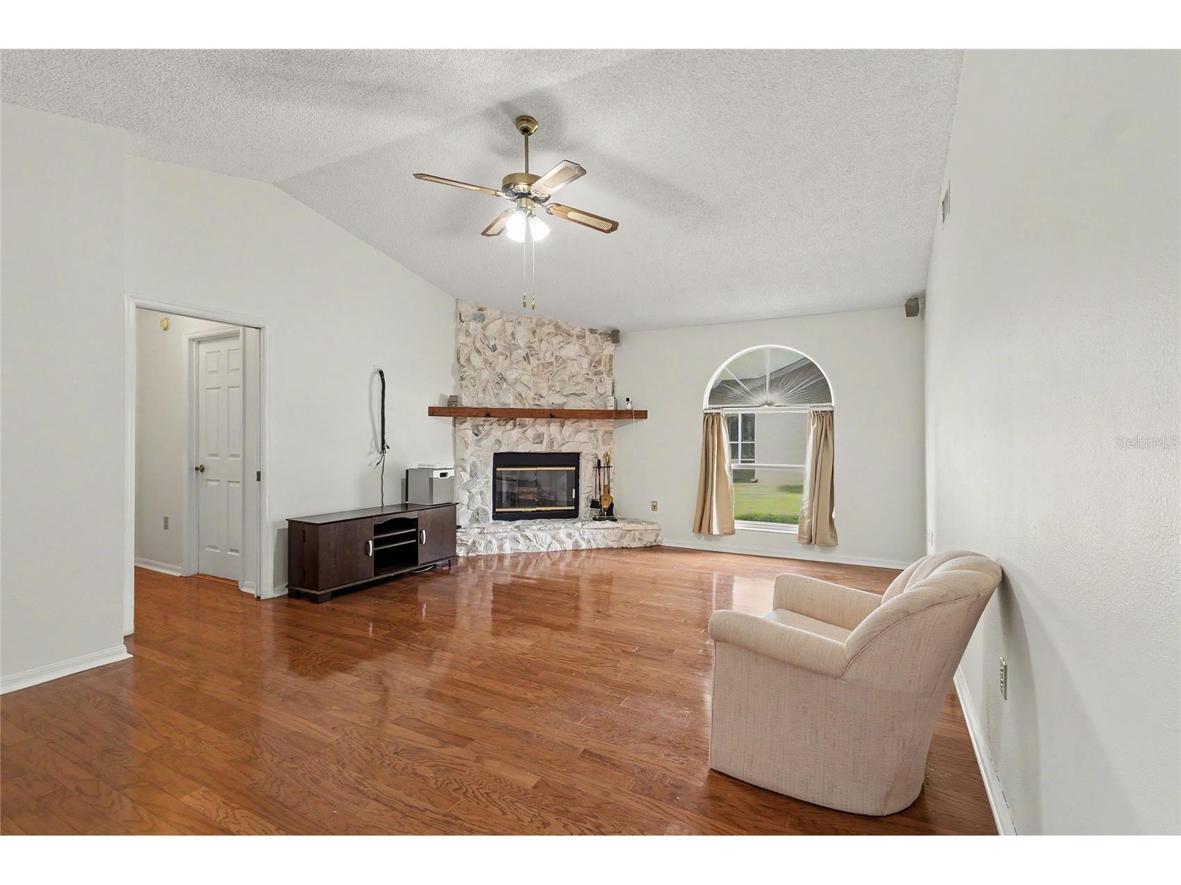 5657 29th Street Circle E Bradenton FL 34203 A4692581 image14