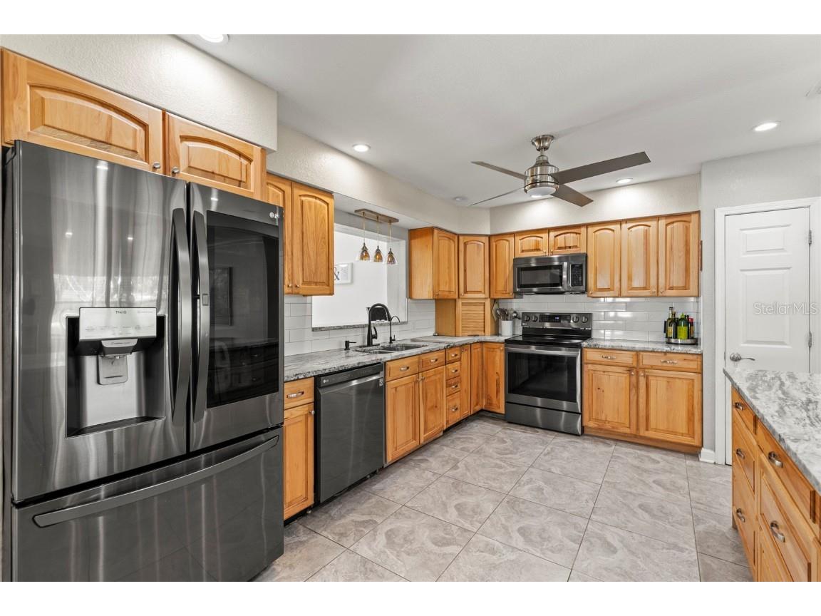 5657 Oceanic Road Holiday FL 34690 TB8394245 image17