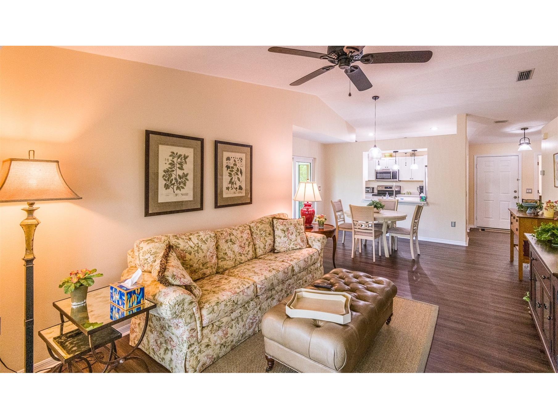 5658 Sheffield Greene Circle #66-17 Sarasota FL 34235 A4694809 image4