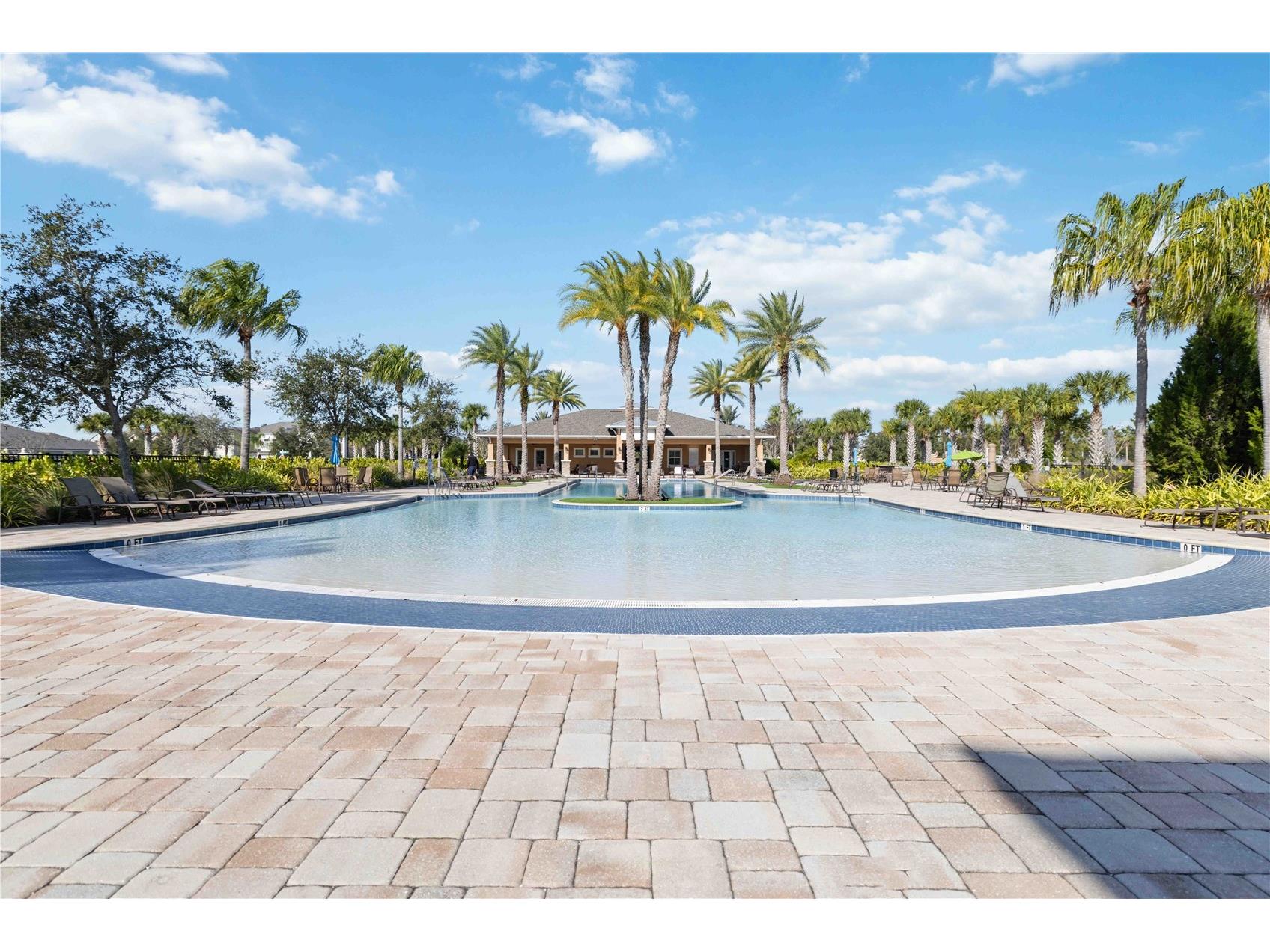 5658 Silverbridge Trail Bradenton FL 34211 A4677321 image3