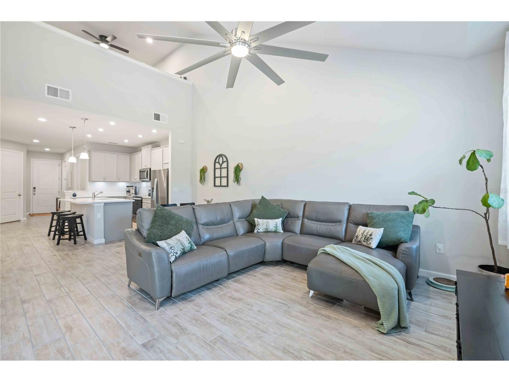 5658 Silverbridge Trail Bradenton FL 34211 A4677321 image7
