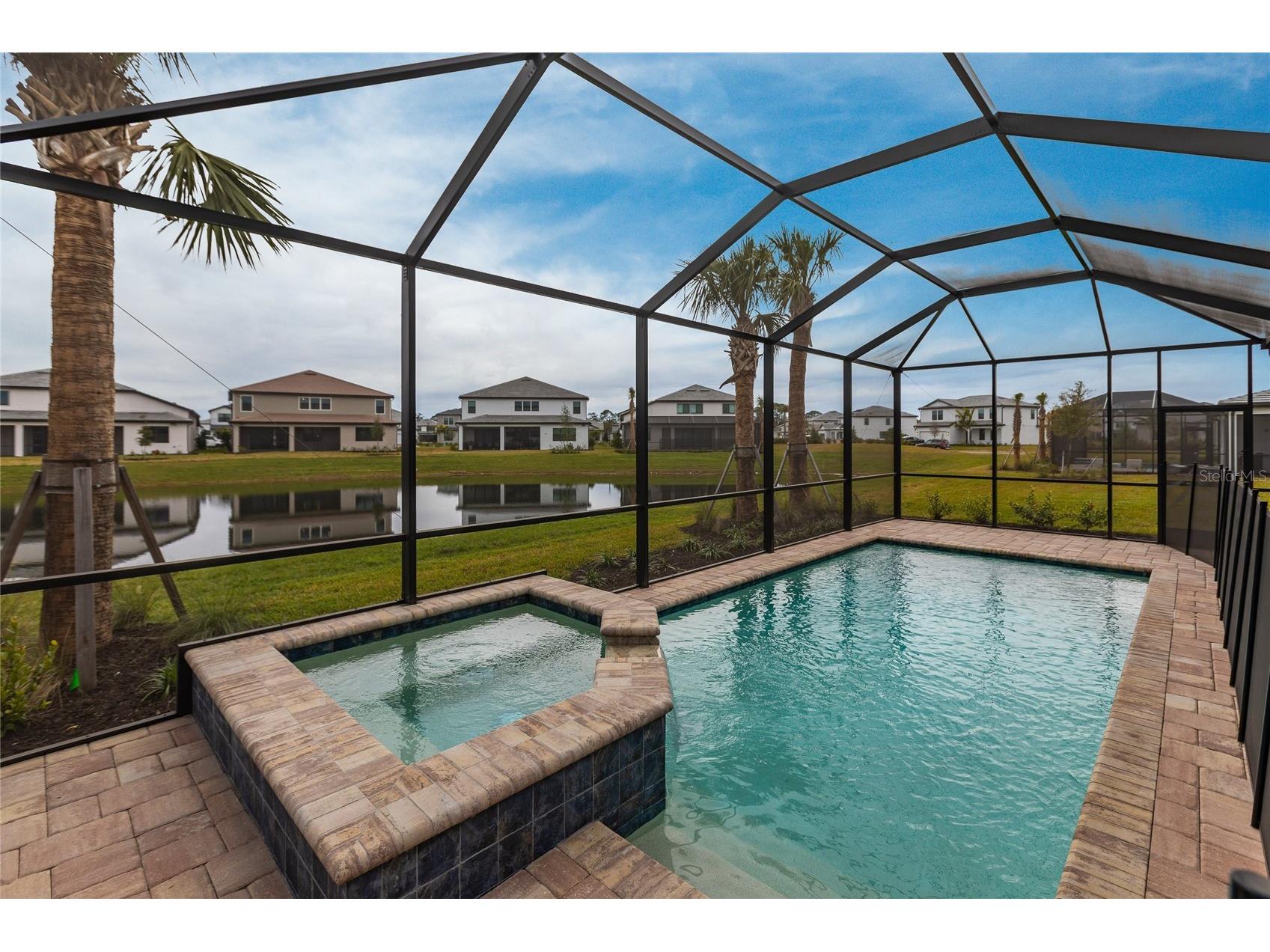 5658 Silverside Pine Court Bradenton FL 34211 A4688586 image1