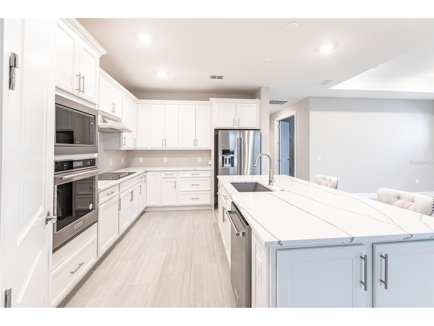 5658 Silverside Pine Court Bradenton FL 34211 A4688586 image7