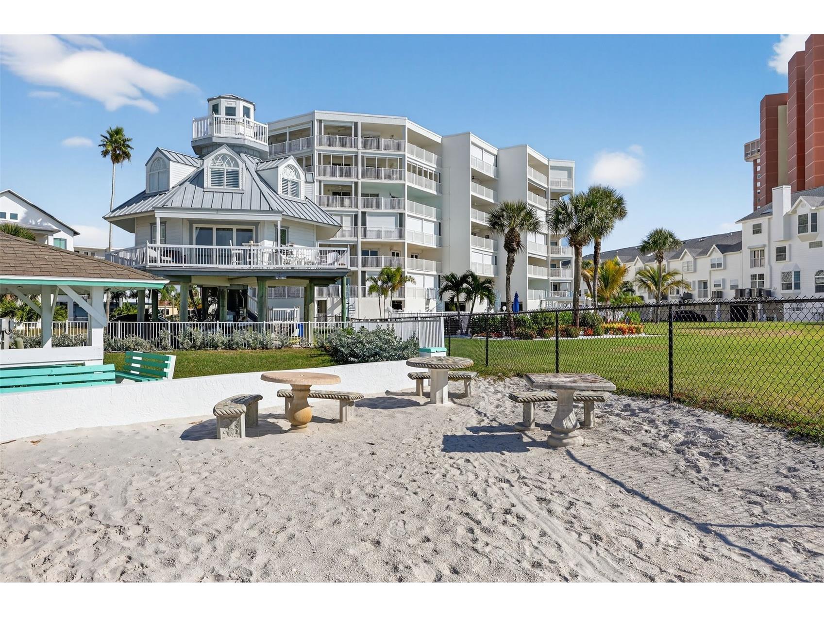 566 182nd Avenue E Redington Shores FL 33708 TB8444470 image16