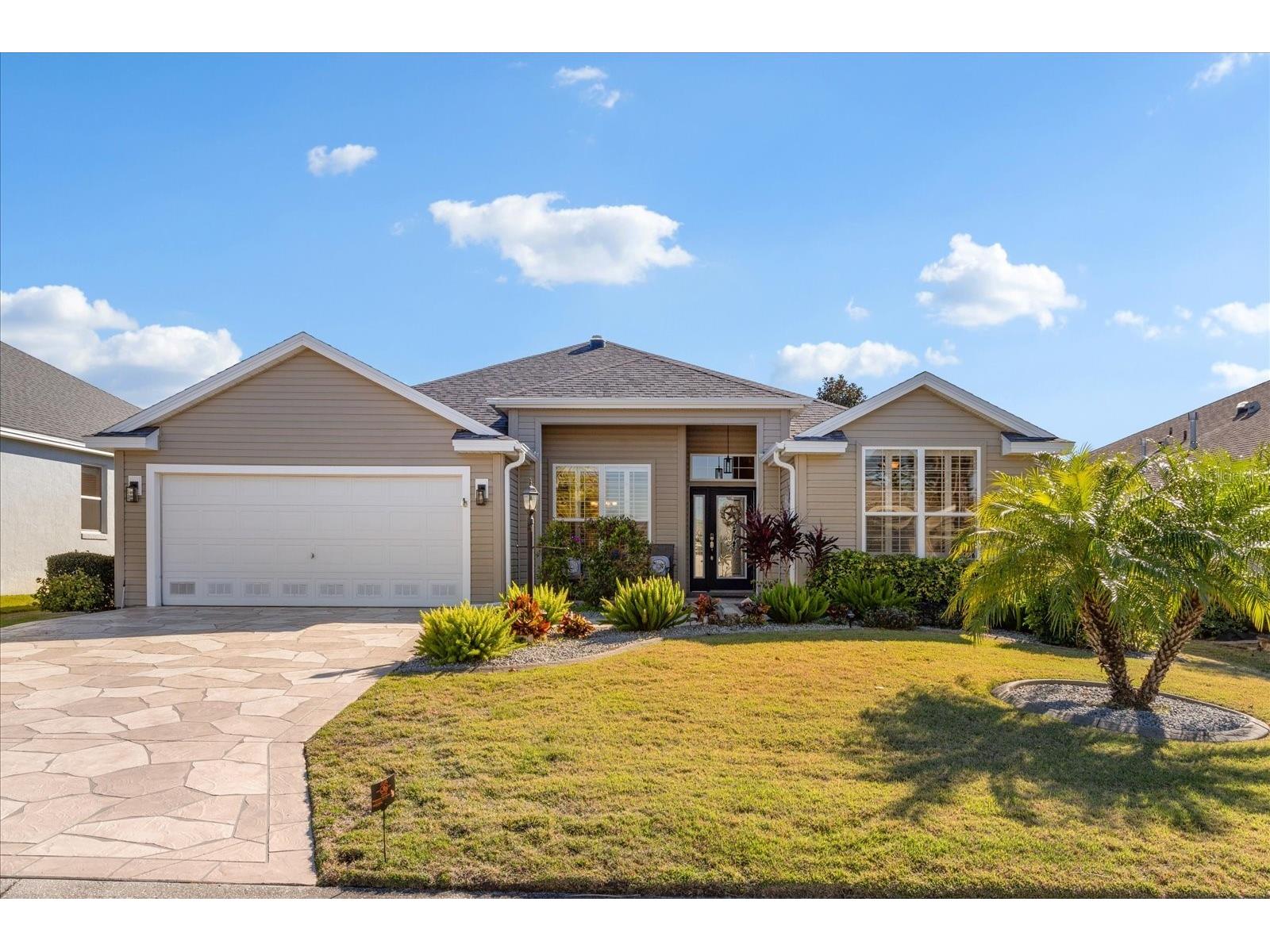 566 Allenwood Loop The Villages FL 32162 TB8465953 image1