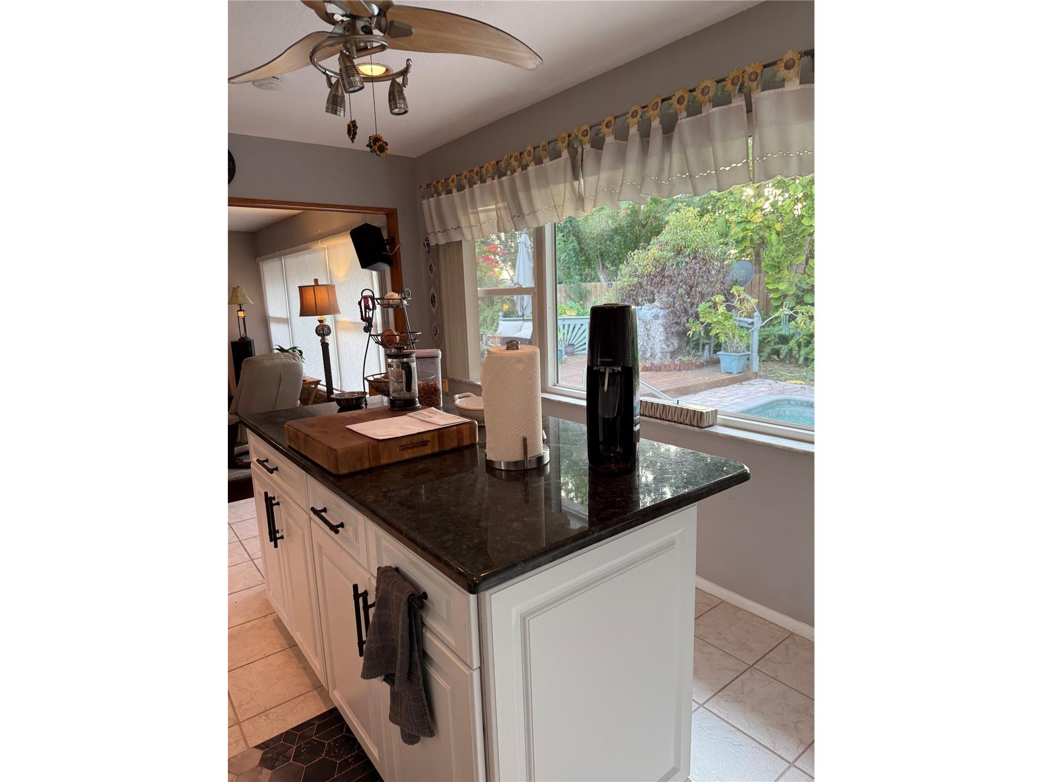 566 E Park Drive Largo FL 33771 TB8463191 image7