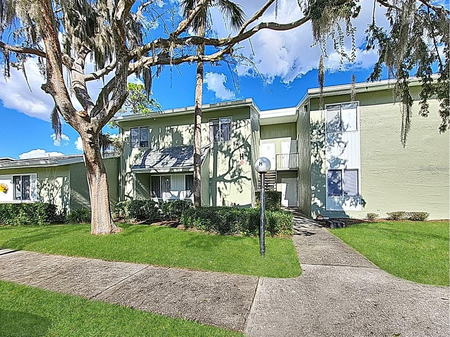 566 Fairways Circle #A Ocala FL 34472 O6368984 image1