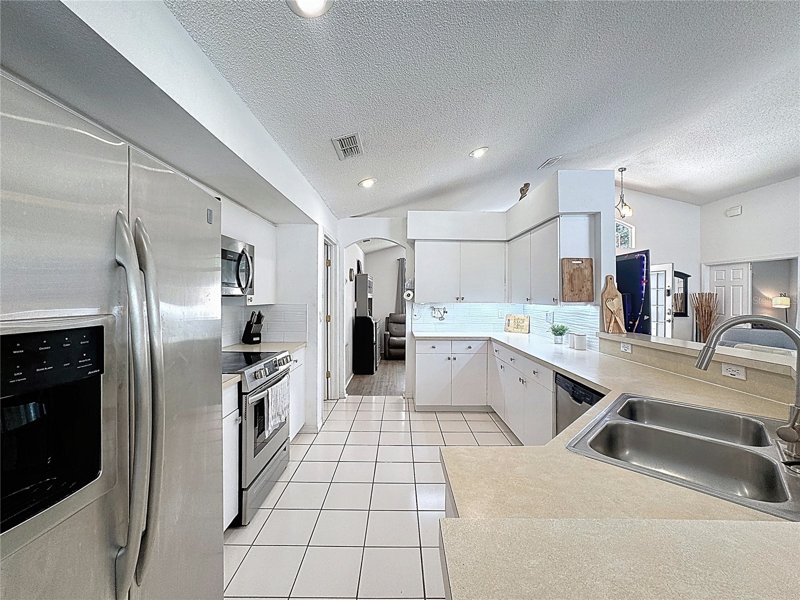 566 Montana Avenue Davenport FL 33897 S5148215 image4