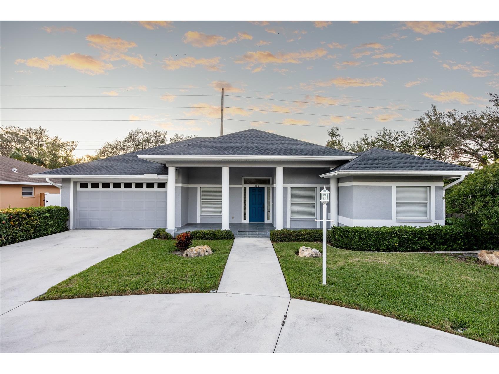 566 Oak Bay Drive Osprey FL 34229 A4679656 image1