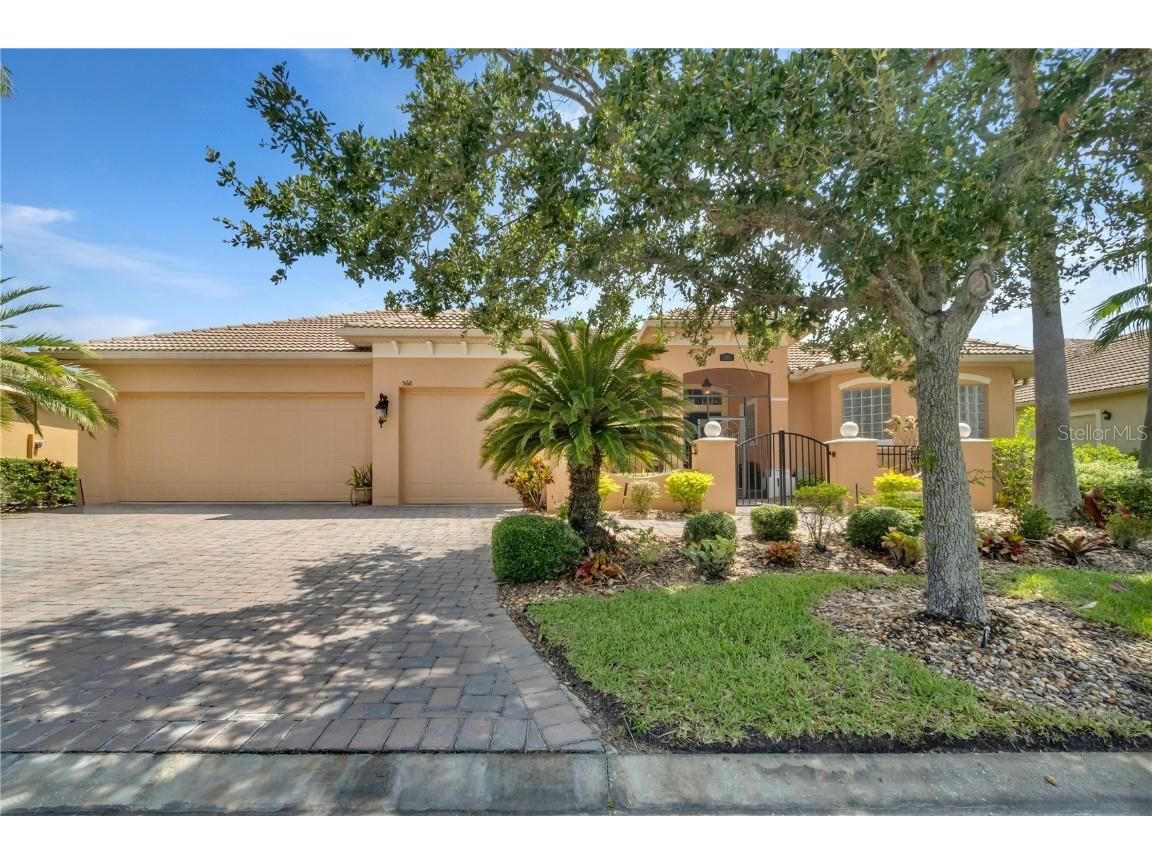 566 Palermo Boulevard Poinciana FL 34759 S5071315 image1