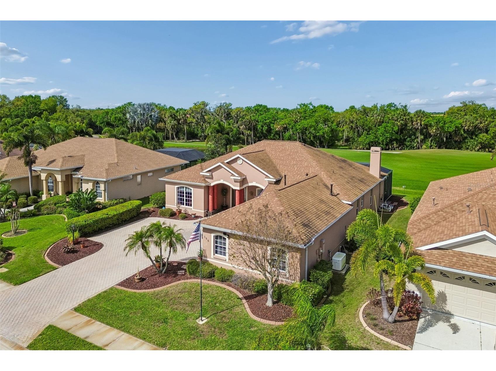 566 Planters Manor Way Bradenton FL 34212 A4686834 image3