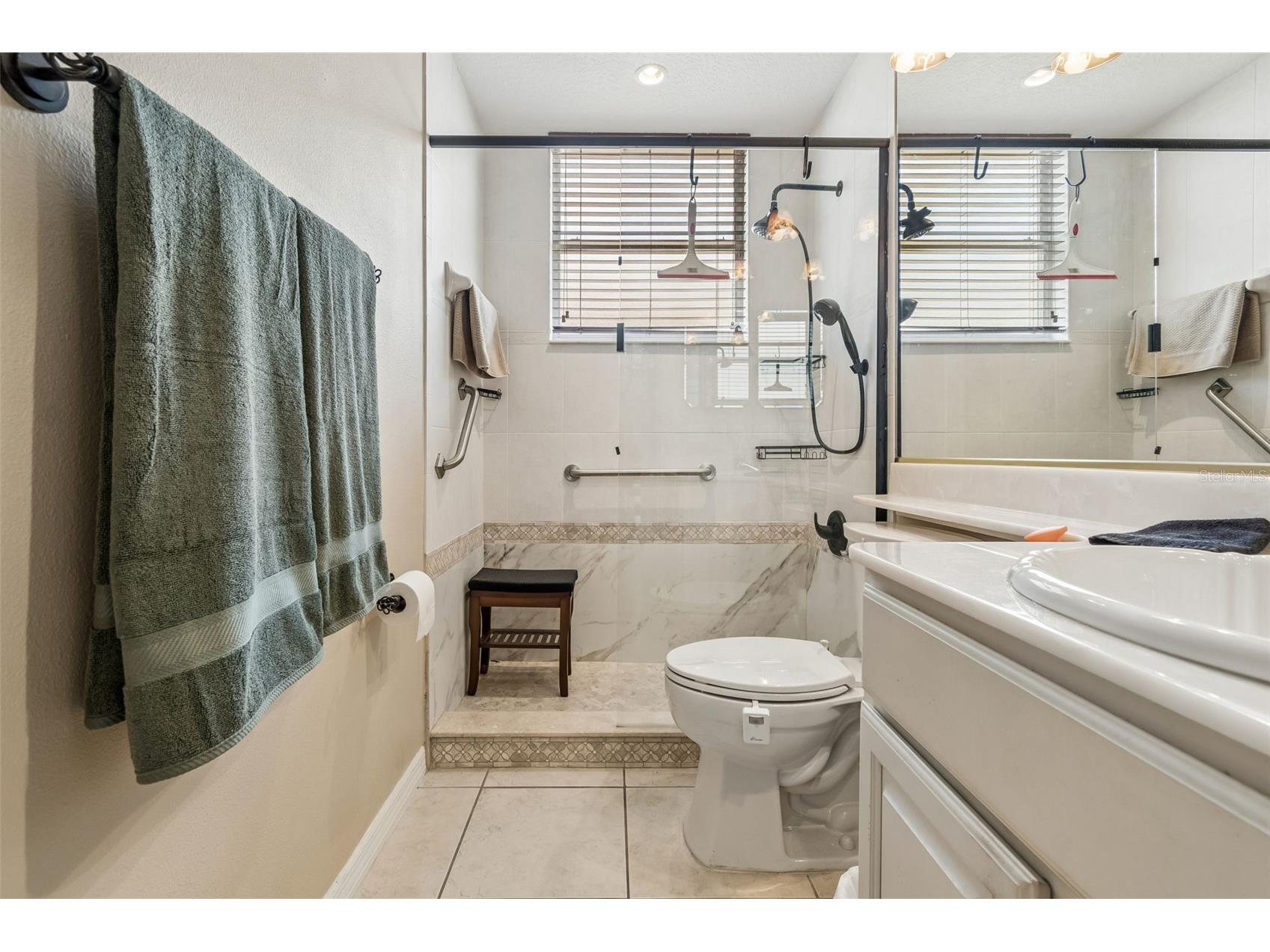 566 Planters Manor Way Bradenton FL 34212 A4686834 image44