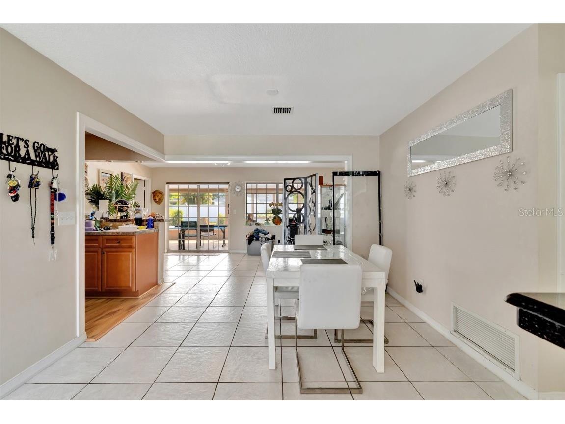 566 SE Floresta Drive Port Saint Lucie FL 34983 OM700232 image10