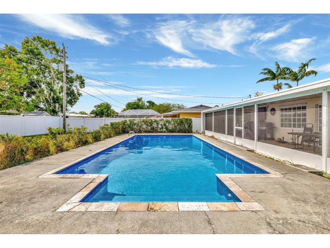 566 SE Floresta Drive Port Saint Lucie FL 34983 OM700232 image4