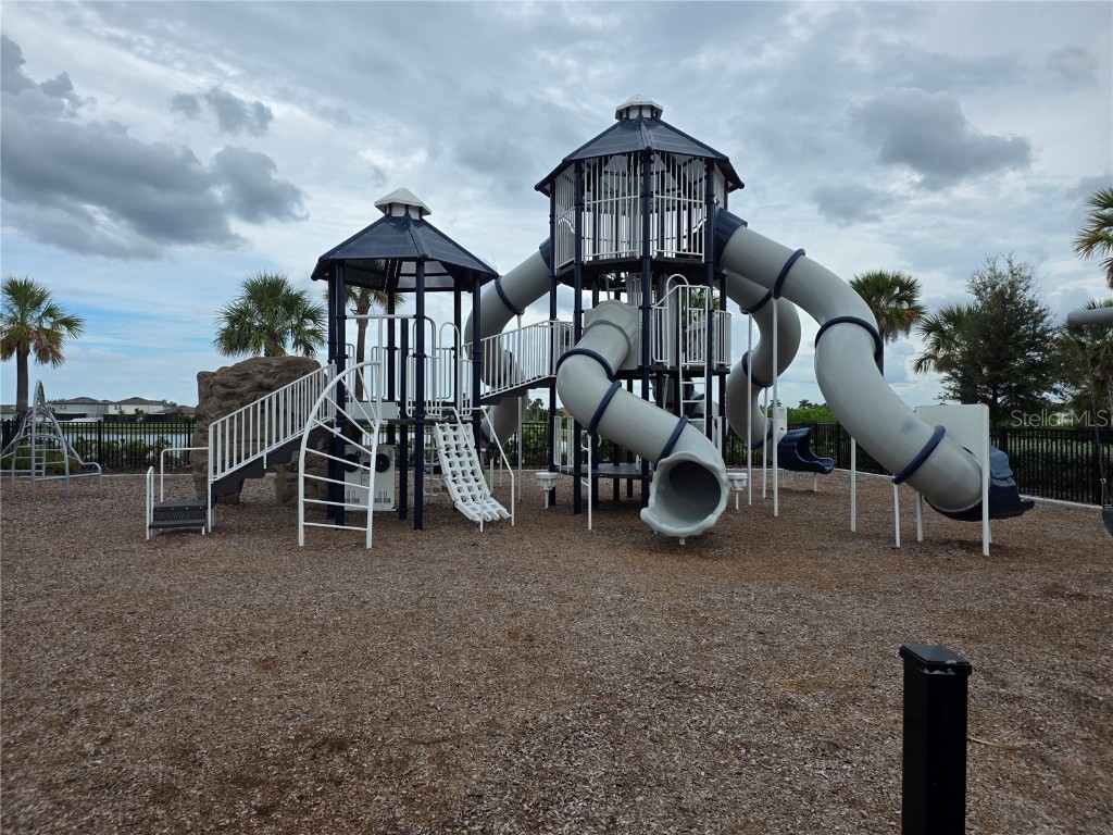 566 Sunlit Coral Street Ruskin FL 33570 O6341996 image17