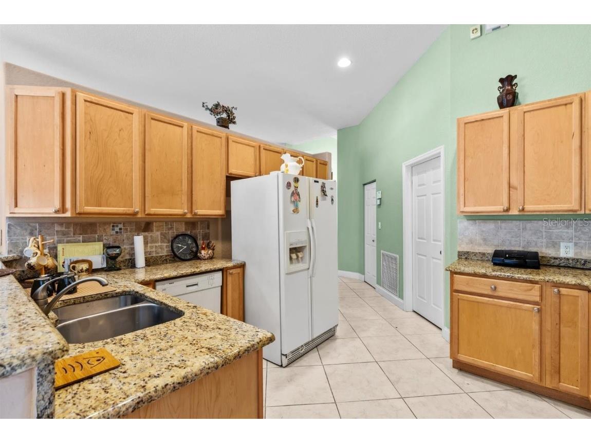 566 Sw Halifax Ave Port Saint Lucie FL 34953 O6345835 image12