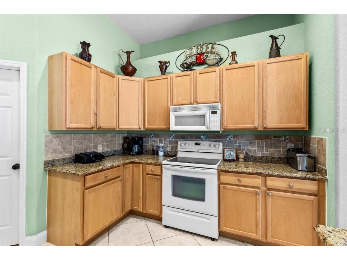 566 Sw Halifax Ave Port Saint Lucie FL 34953 O6345835 image13