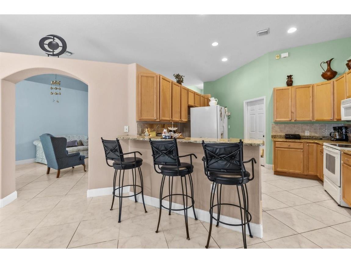 566 Sw Halifax Ave Port Saint Lucie FL 34953 O6345835 image3