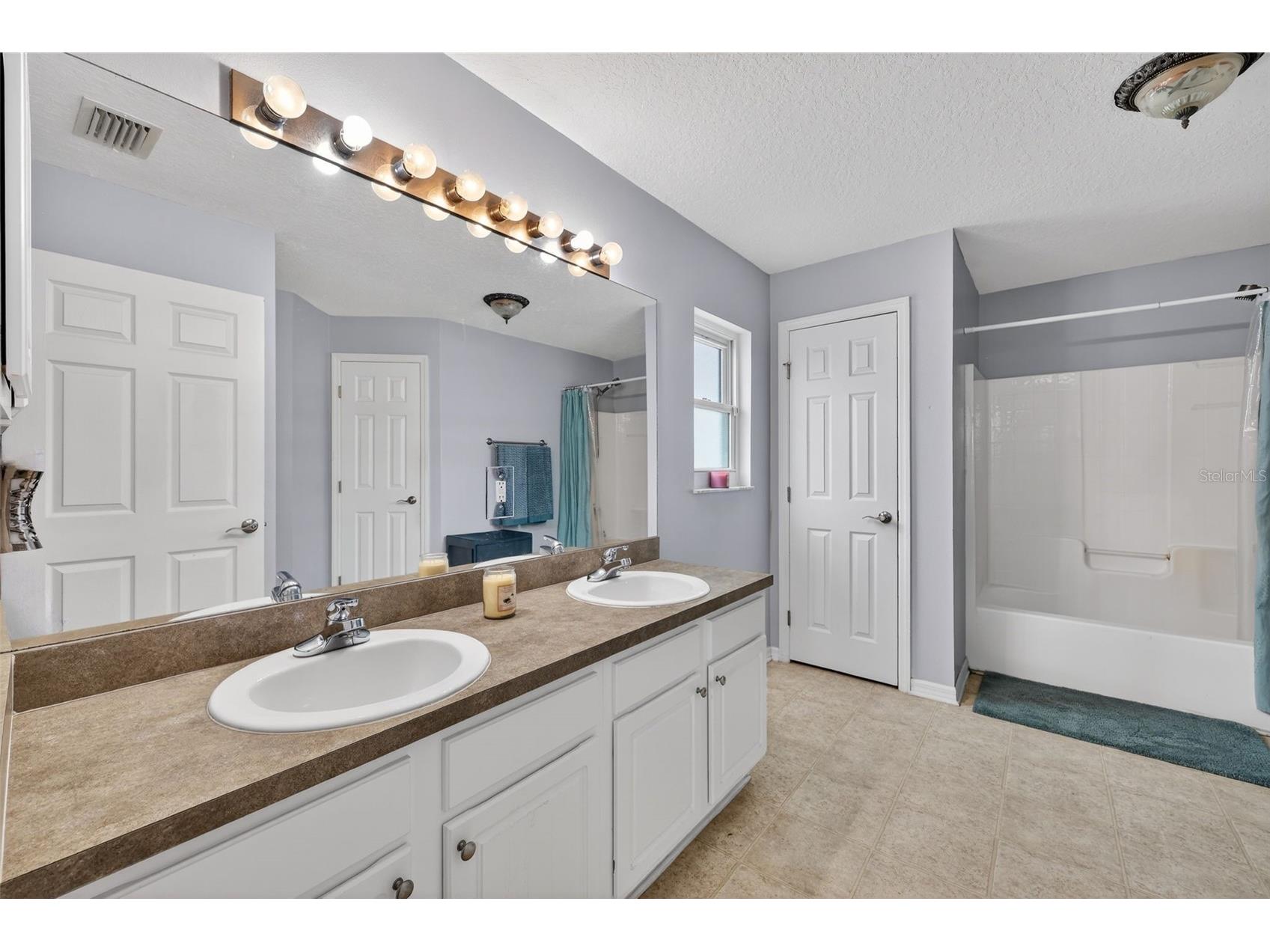 566 SW Sea Holly Terrace Port Saint Lucie FL 34984 O6390658 image23