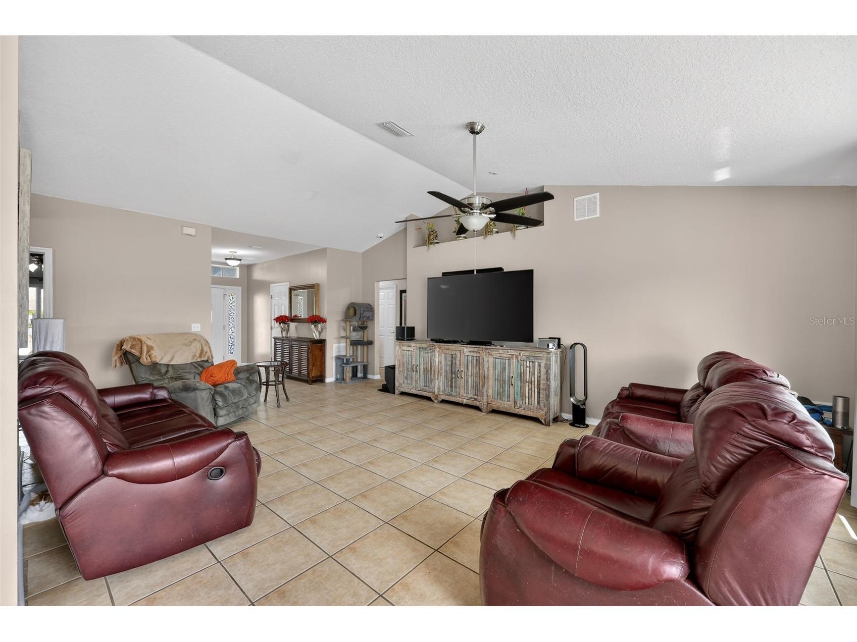 566 SW Sea Holly Terrace Port Saint Lucie FL 34984 O6390658 image8