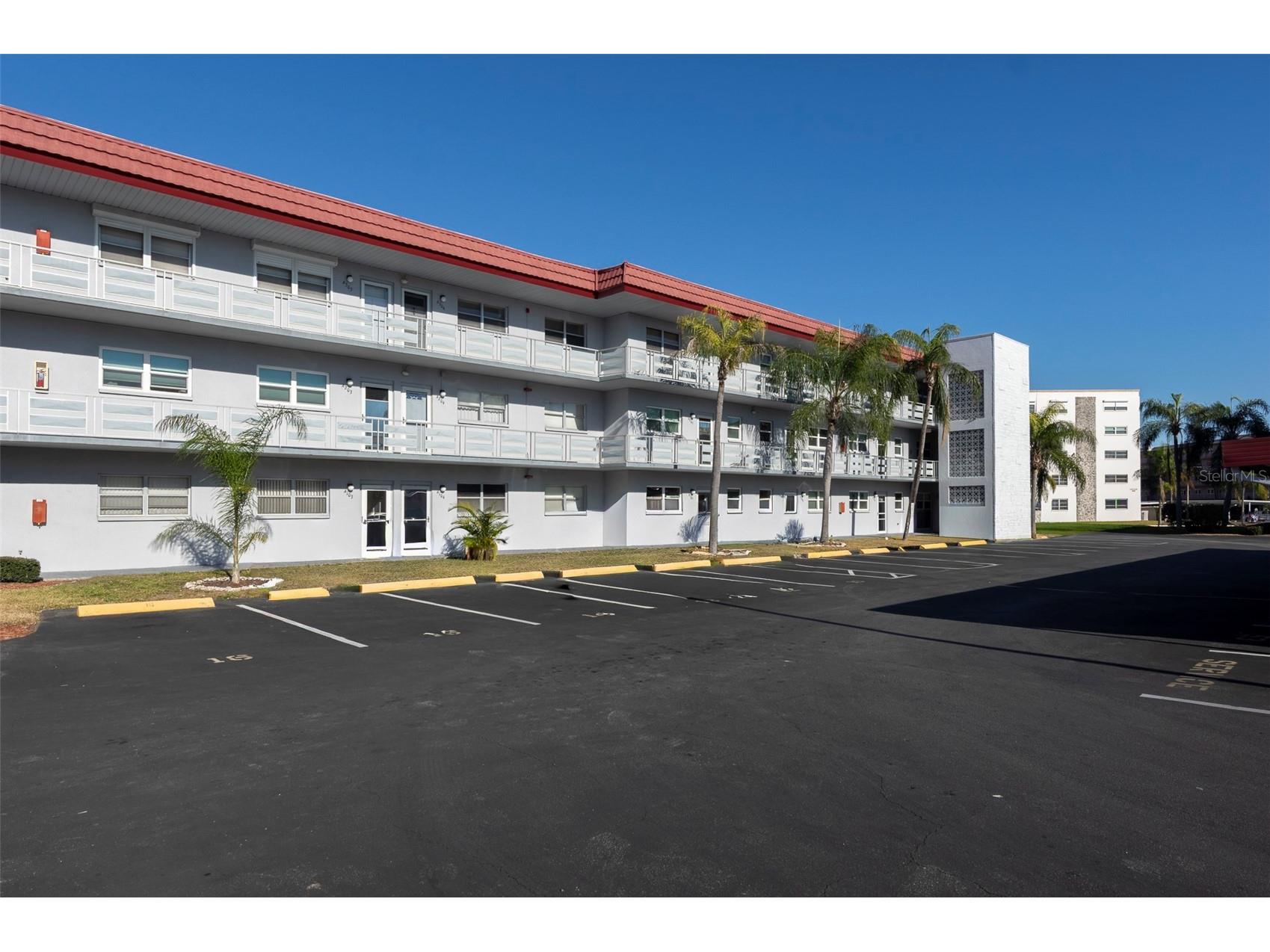 5660 80th Street N #A202 Saint Petersburg FL 33709 TB8475122 image3