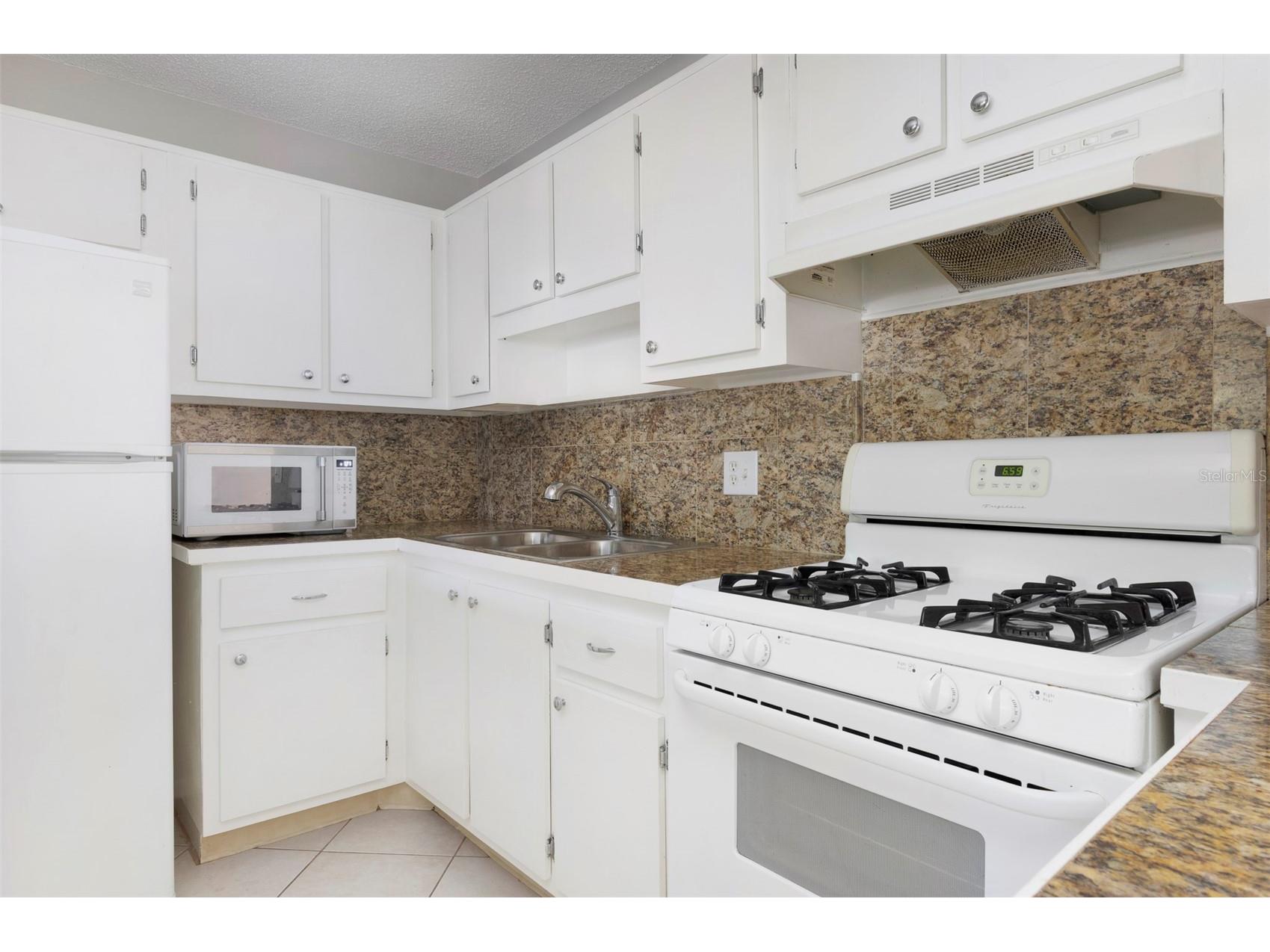 5660 80th Street N #A202 Saint Petersburg FL 33709 TB8475122 image8