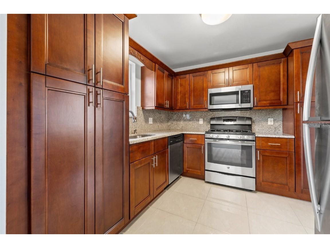 5660 80th Street N #A208 Saint Petersburg FL 33709 U8241727 image14