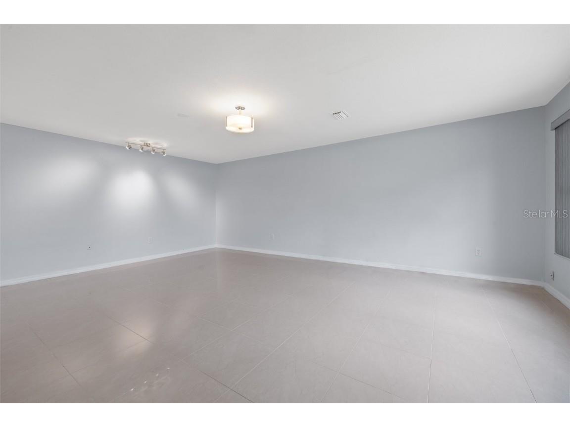 5660 80th Street N #A208 Saint Petersburg FL 33709 U8241727 image5