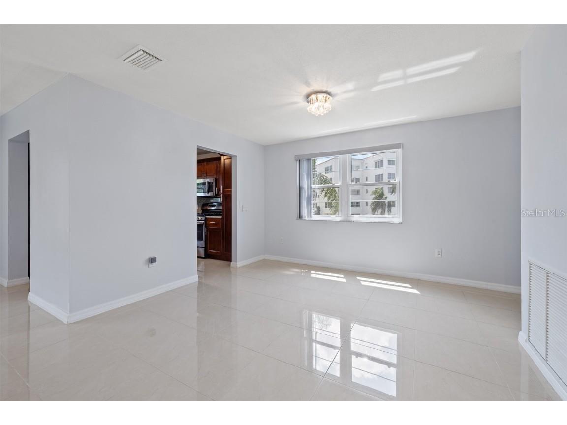 5660 80th Street N #A208 Saint Petersburg FL 33709 U8241727 image7